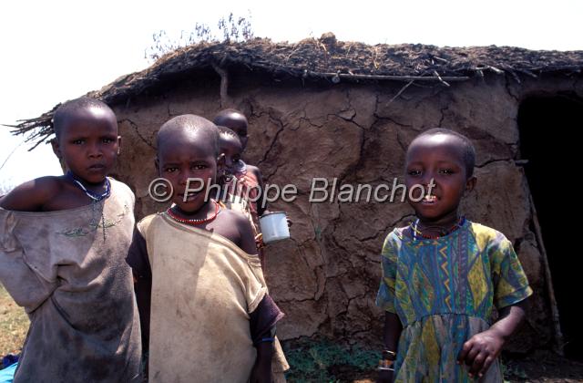 kenya 16.JPG - Enfants MasaiRéserve de Masai MaraMasai Mara National ReserveKenya